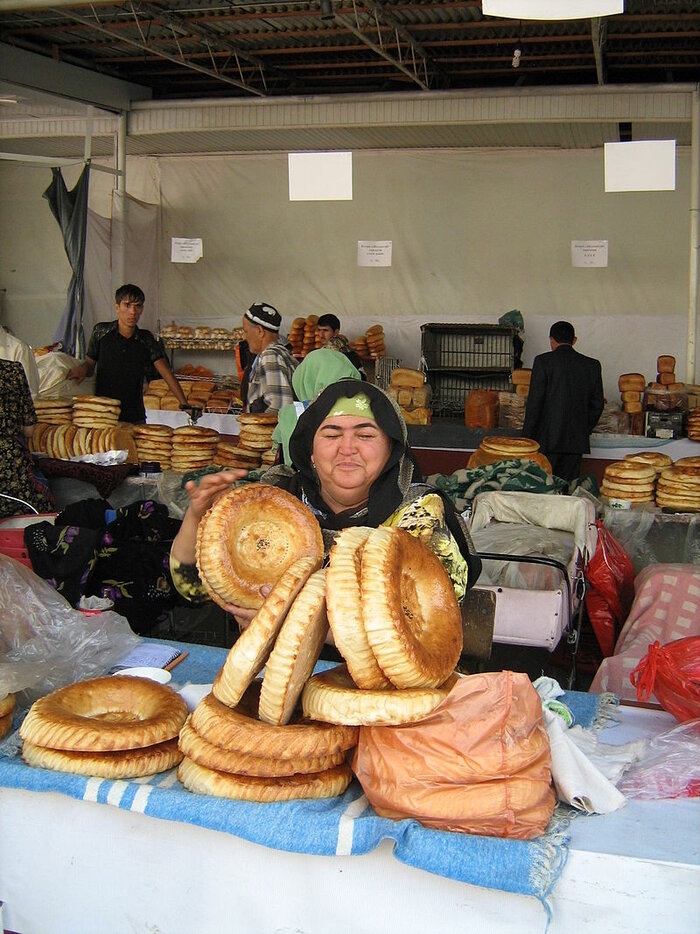 Brotverkauf in Duschanbe