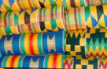 Typisch Ghana: Kente-Stoff