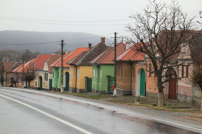 Bunte Häuser in Rumänien