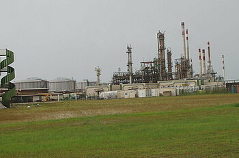 Erdölraffinerie in Gabun