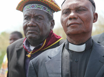 Priester und traditioneller Führer in der DR Kongo