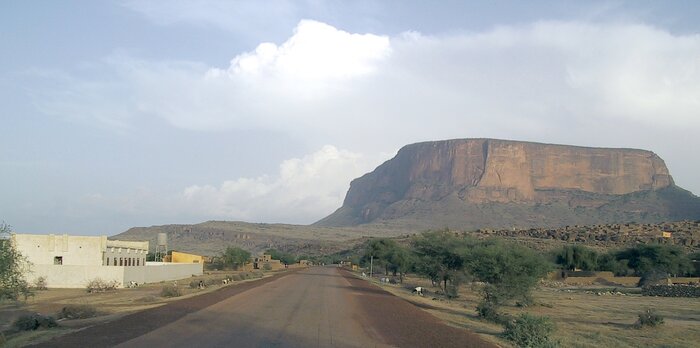 Höchster Berg von Mali: Homdori Tondo Hombori Tondo