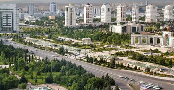 Turkmenistan weiße Autos