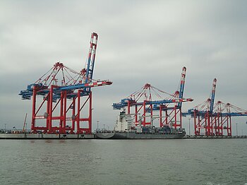 Jade-Weser-Port in Wilhelmshaven