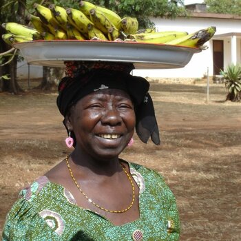 Bananenverkäuferin in Kamerun