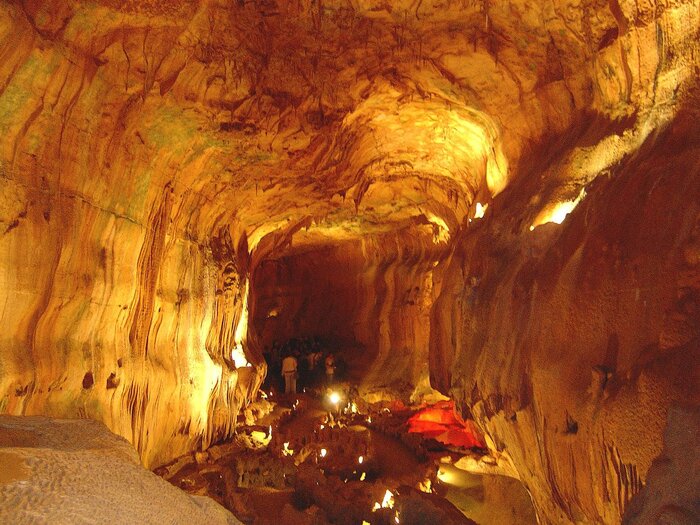 Höhle in Portugal