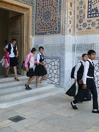 Schüler in Usbekistan