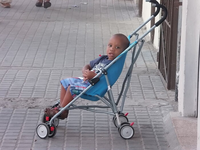 Junge in Havanna