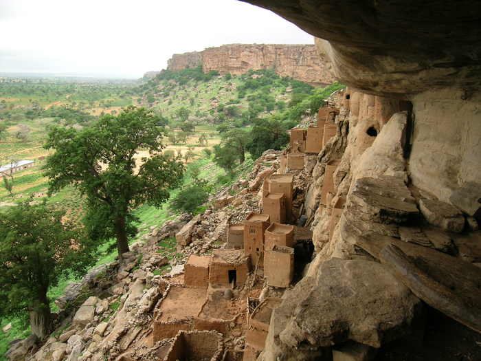 Dorf der Dogon am Felsen von Bandiagara