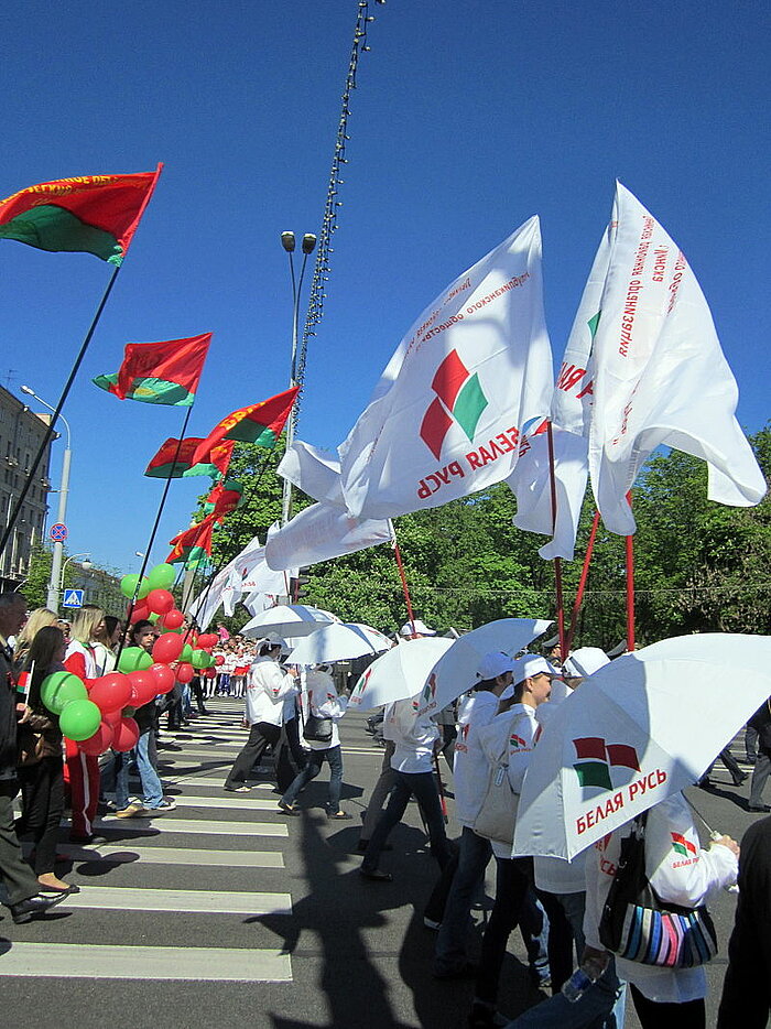 Parade der Belaja Rus