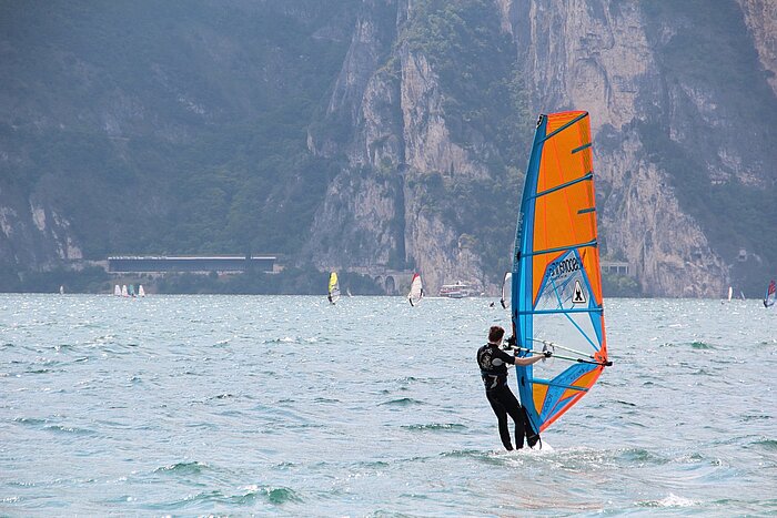 Surfer am Gardasee