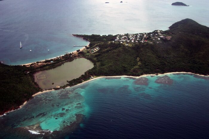 Luftbild der Insel Mayreau