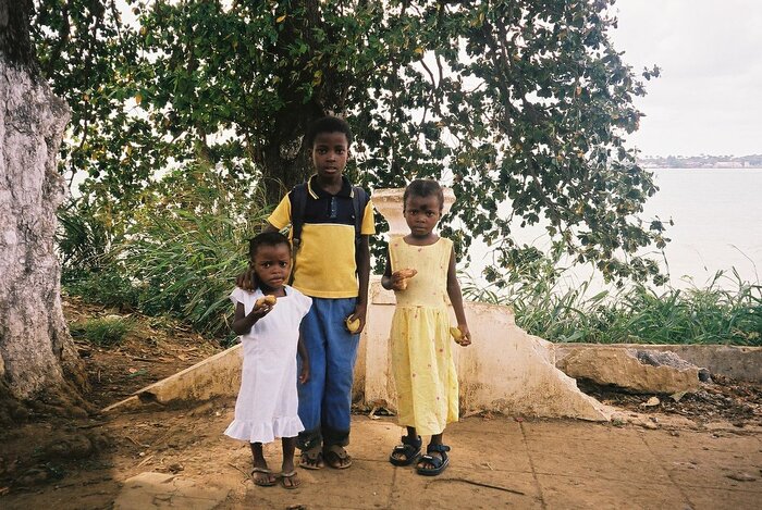 Kinder in São Tomé
