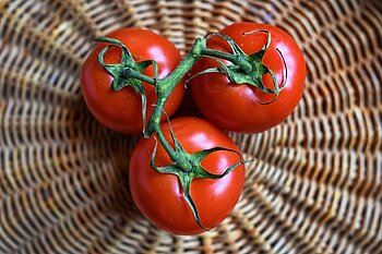 Tomaten heißen auf Österreichisch Paradeiser