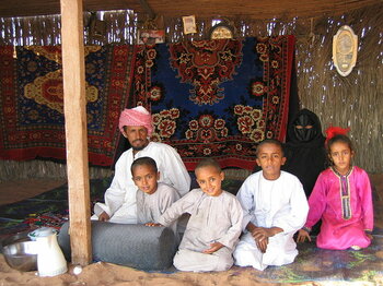 Beduinenfamilie im Oman