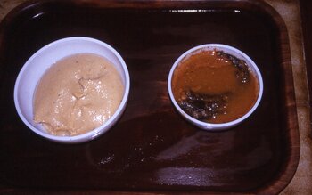 Fufu und Palmölsuppe