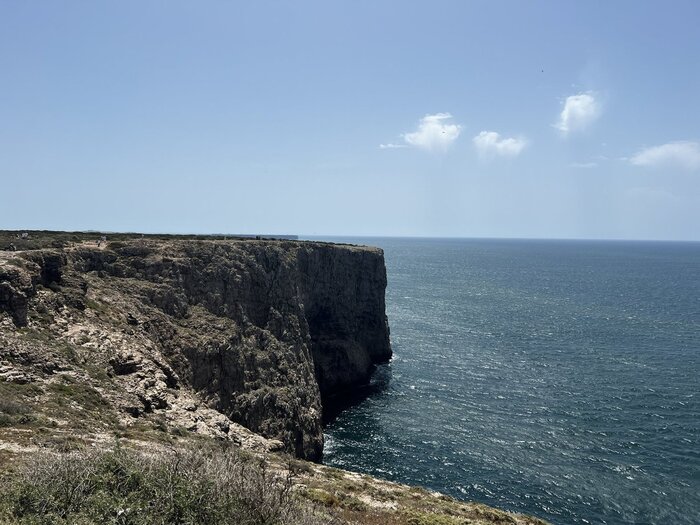 Steilküste am Kap St. Vincent in Portugal: südwestlichster Punkt in Europa