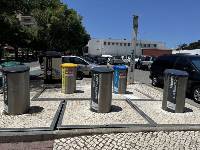 Müll wird auch in Portugal getrennt - und unterirdisch gelagert