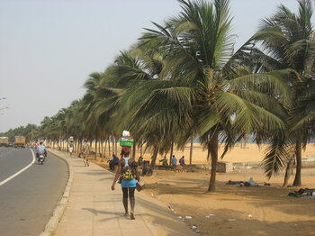 Zu Fuß unterwegs in Lomé