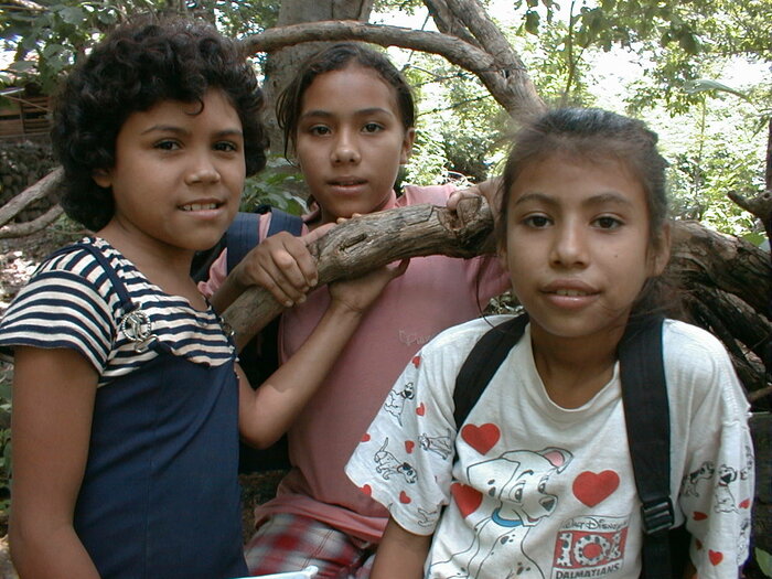 Drei Mädchen aus Honduras