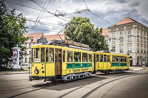 Oldtimer-Straßenbahn in Cottbus