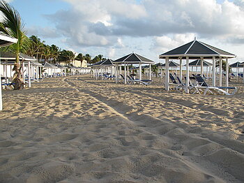 Hotelstrand auf St. Kitts