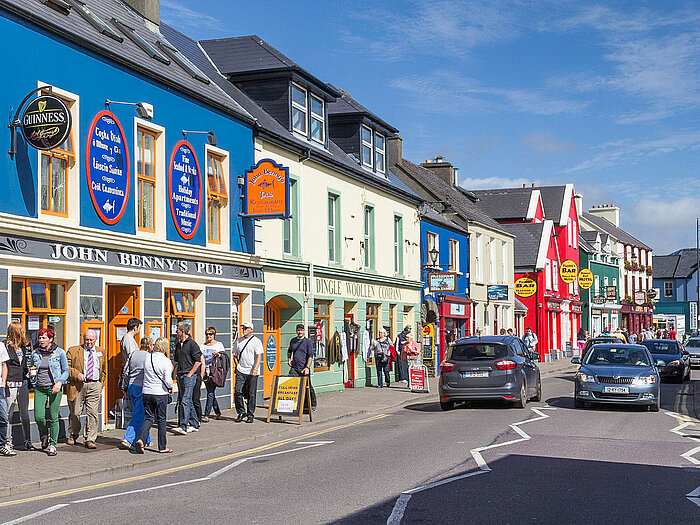 Straße in Dingle, Irland