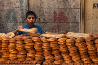 Brotverkauf, Kinderarbeit
