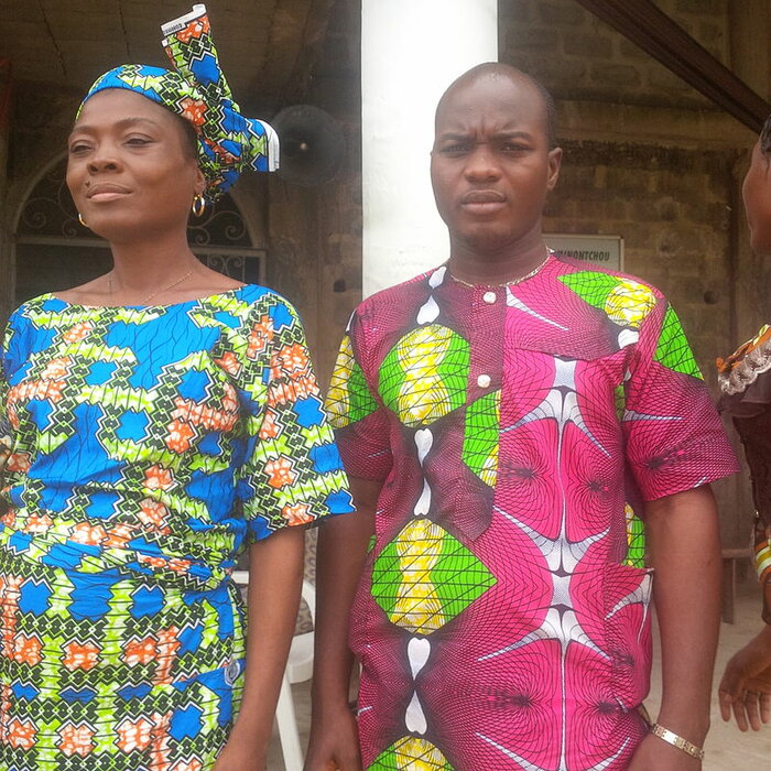 Paar aus Cotonou bei einer Kommunion