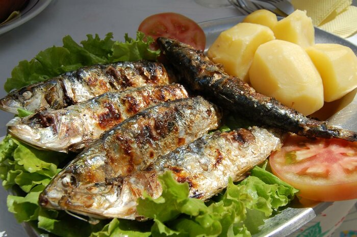Gegrillte Sardinen aus Portugal