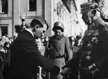 Hindenburg und Reichskanzler Adolf Hitler am Tage von Potsdam