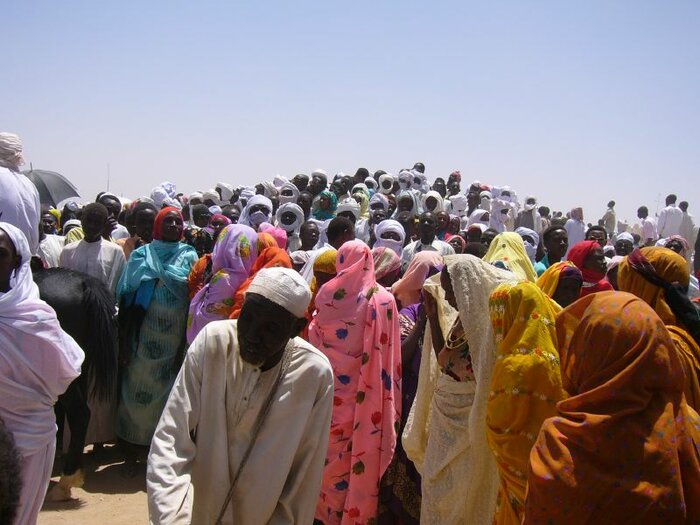 Menschenmenge im Tschad