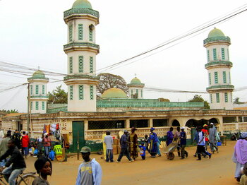 Moschee in der Stadt Serekunda