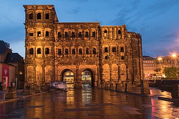 Porta nigra