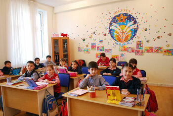 Schulklasse in Baku