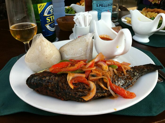 Fisch mit Banku aus Ghana