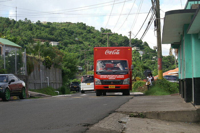 Coca-Cola-Laster in Happyvile, Grenada