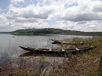 Kossoustausee in der Elfenbeinküste