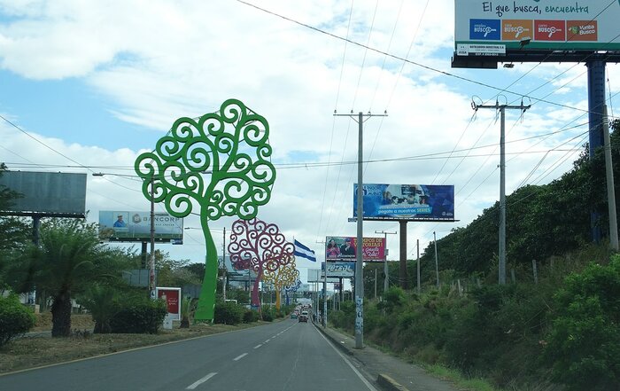 Typischer Schmuck an Managuas Straßen