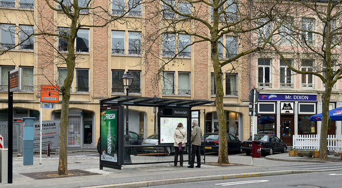 Bushaltestelle in Luxemburg-Stadt