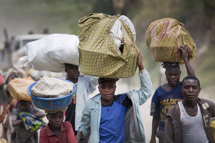 Flucht vor dem Bürgerkrieg in der DR Kongo 2012