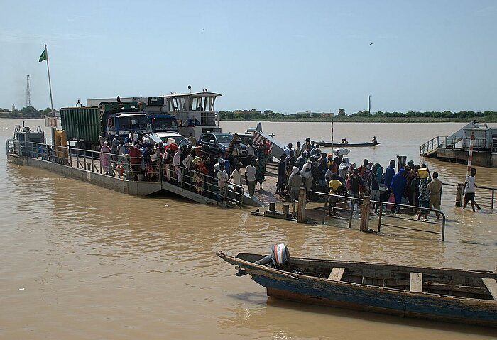 Fähre in Rosso über den Senegal