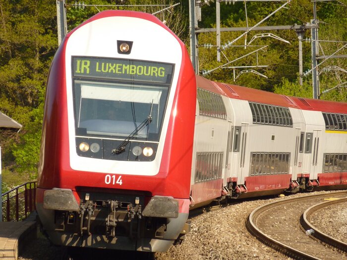 Zug mit Ziel Luxemburg