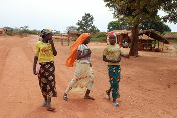 Drei Mädchen im Tschad