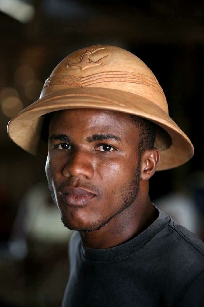 Hutverkäufer von der Elfenbeinküste
