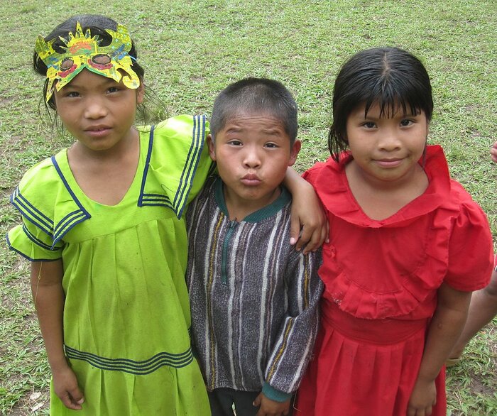 Kinder der Guaymí in Panama