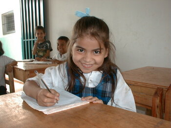 Schülerin in Honduras
