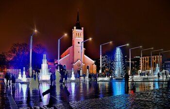 Freiheitsplatz in Tallinn zu Weihnachten