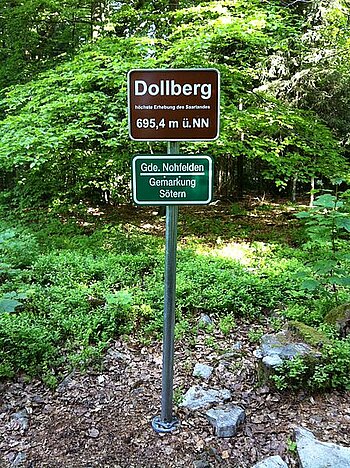 Dollberg, Schild