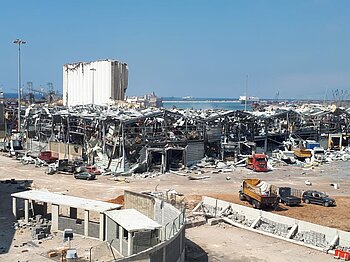 Hafen von Beirut nach der Explosion im August 2020 Hafen von Beirut nach der Explosion im August 2020